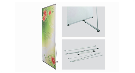 Deluxe L-Stand 24"x79"
